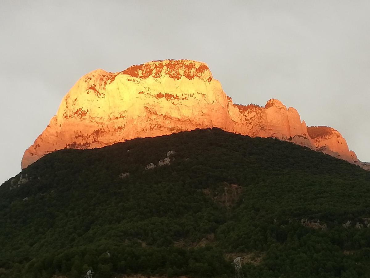 Apartamento El Fenal De Turmo Casa Rural "El Capricho De Nieves" Laspuña Exterior foto